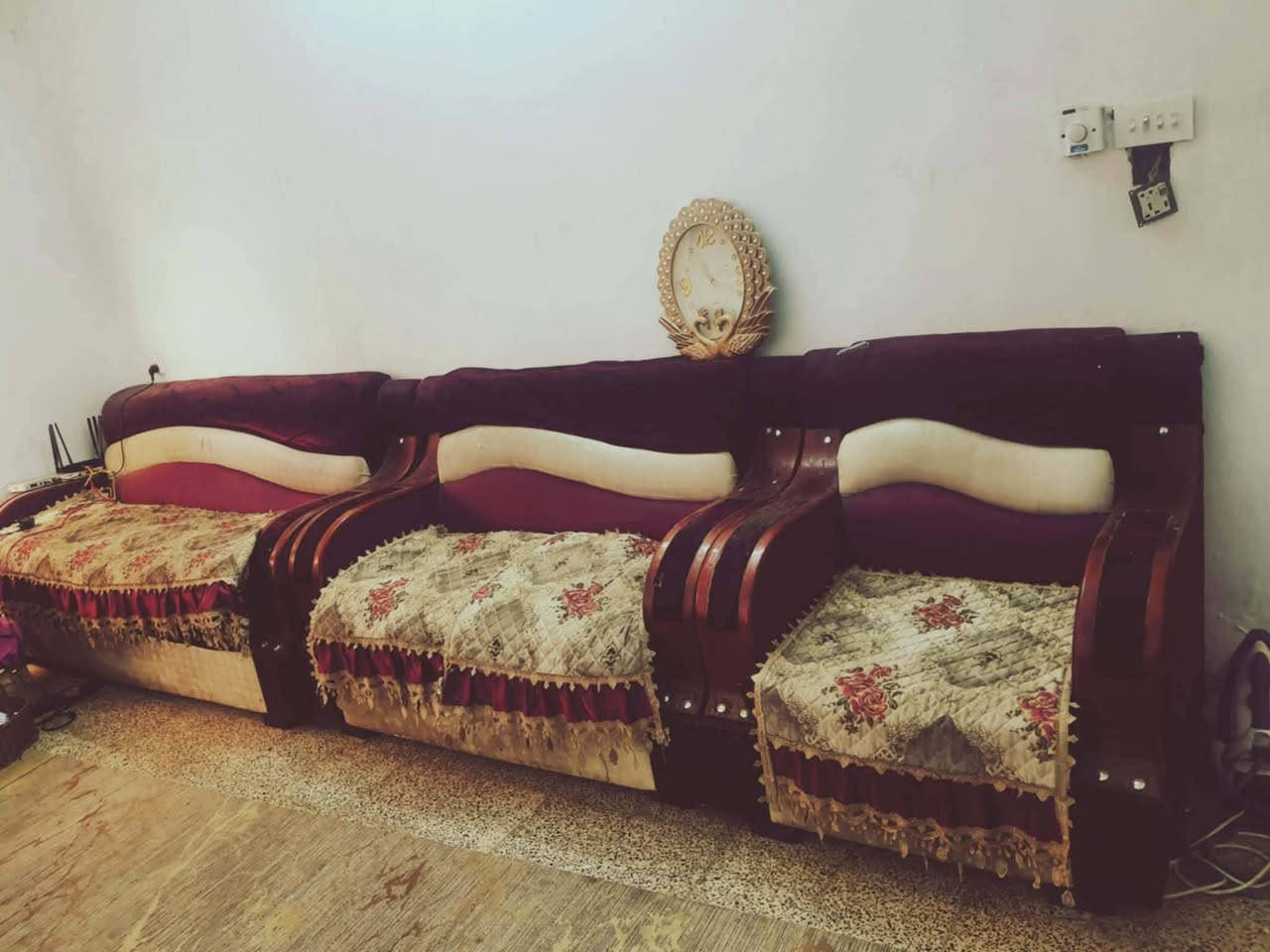 تخم ٧ مقاعد نظيف ب١٠٠ المكان الشعب نهايه الفورتات المراسله وتساب ***********
