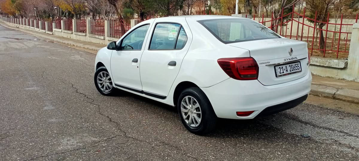 سلاوی خواتان لی بیت 
ئەم ڕینۆیە بۆ فرۆشتن مۆدیل 2018  سپی بە فری گیر ئۆتۆماتیک جوار کارە با  136 هه زار ڕۆشتوە گیرو مە کینە ی نە کراوە تە وە جرکەی تیدا نیە ڕەقەمو سە نەی هه زەی تازە یە نرخی 82 گەلایە سۆنە رە کەیم داناوە  *********** السليمانية, العراق
