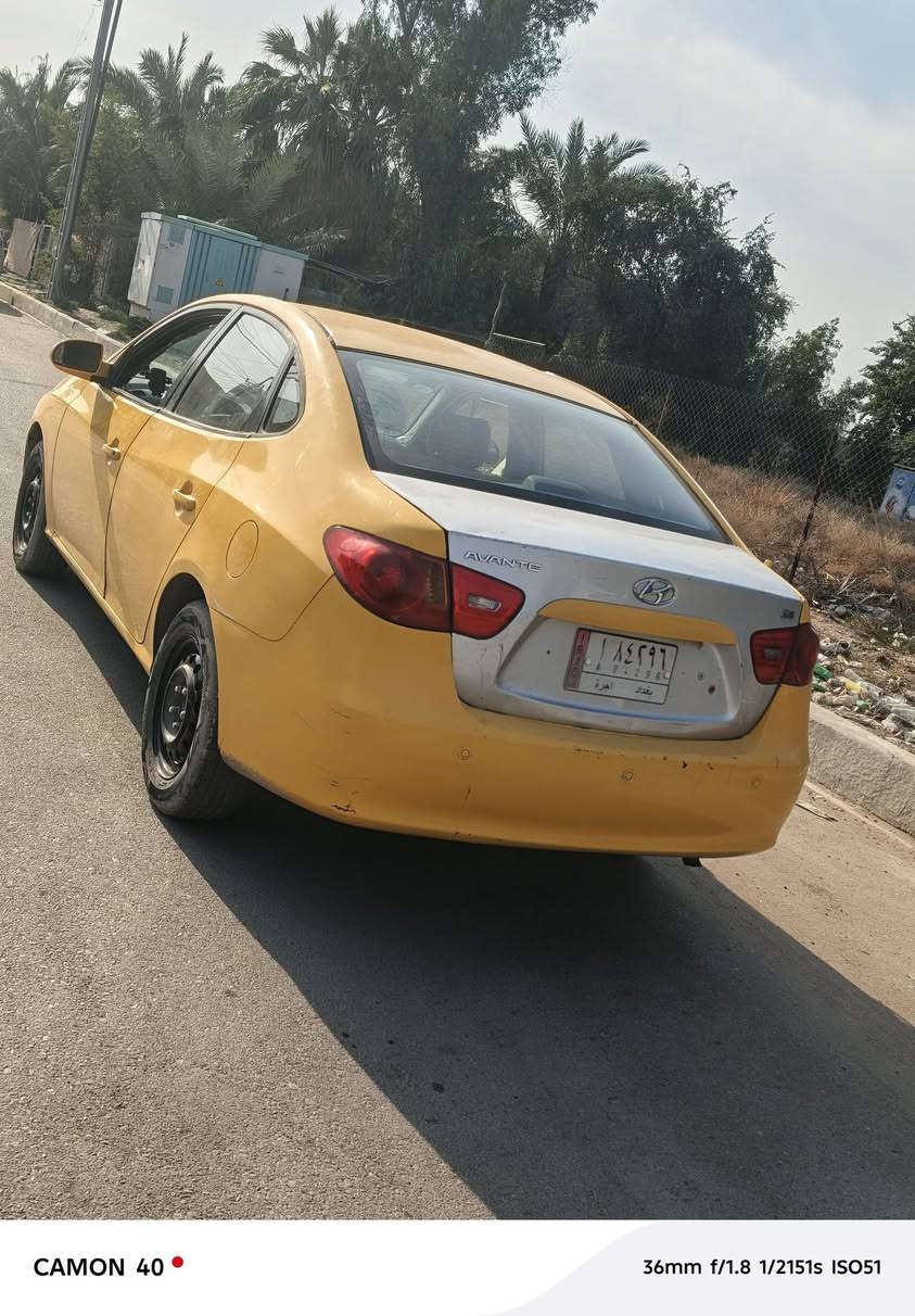 س
سلام عليكم انتره للبيع 
٢٠٠٩ خليجية مكينه ١٦٠٠ دكشن عالي
بيها ضرر قبق الجنطه شويه جاملق الخلفي ما واصله للحوض 
كير مكينه حدادية خير من الله السعر ٨٥ وبيها مجال حك الجيه 
مكاني بغداد المعامل عماري ***********
