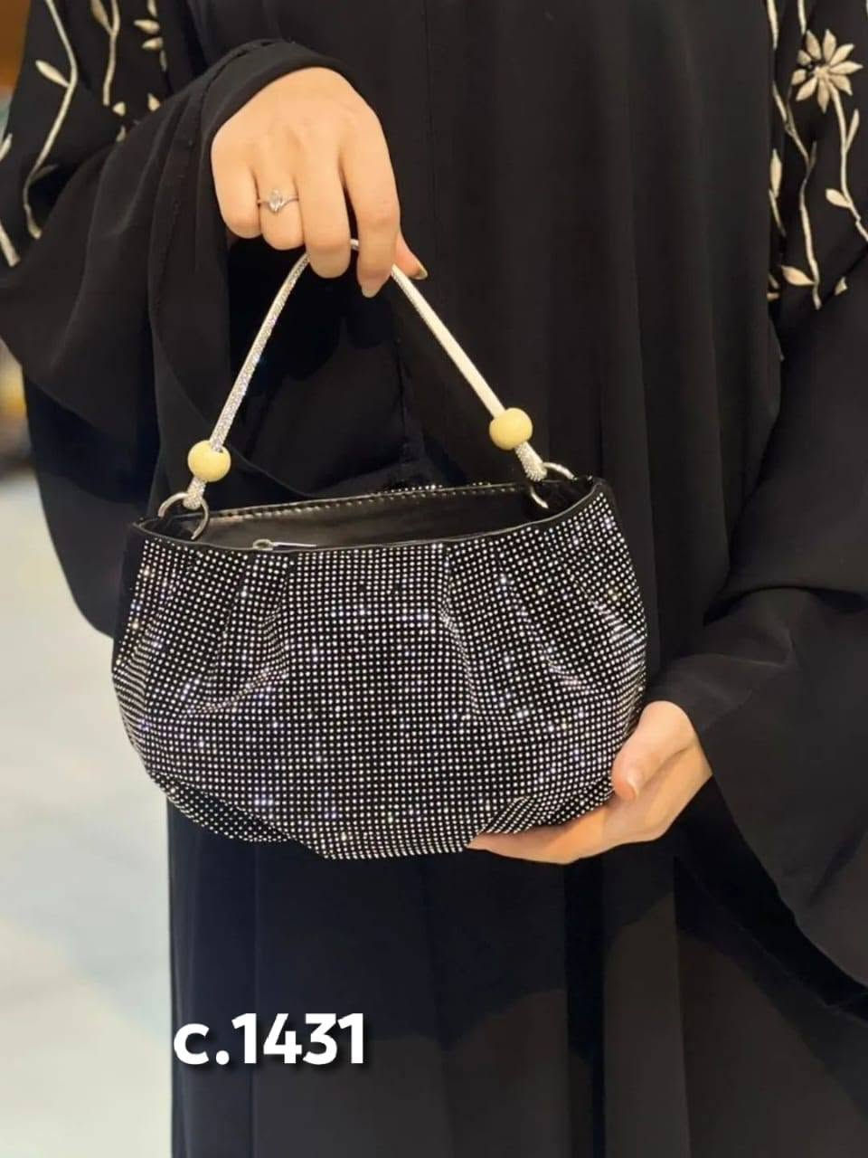 ✨️ جديد.فينيسيا ✨️ New Venesia ✨️
✨️👛 حقيبة بناتي لمع كيوت تجنن 😍👌
✨️ السعر 5.000 فقط ✨️


**إذا كنت صاحب هذا الإعلان وتريد حذفه لأي سبب، رجاءا أرسل رسالة إلى الدعم الفني**