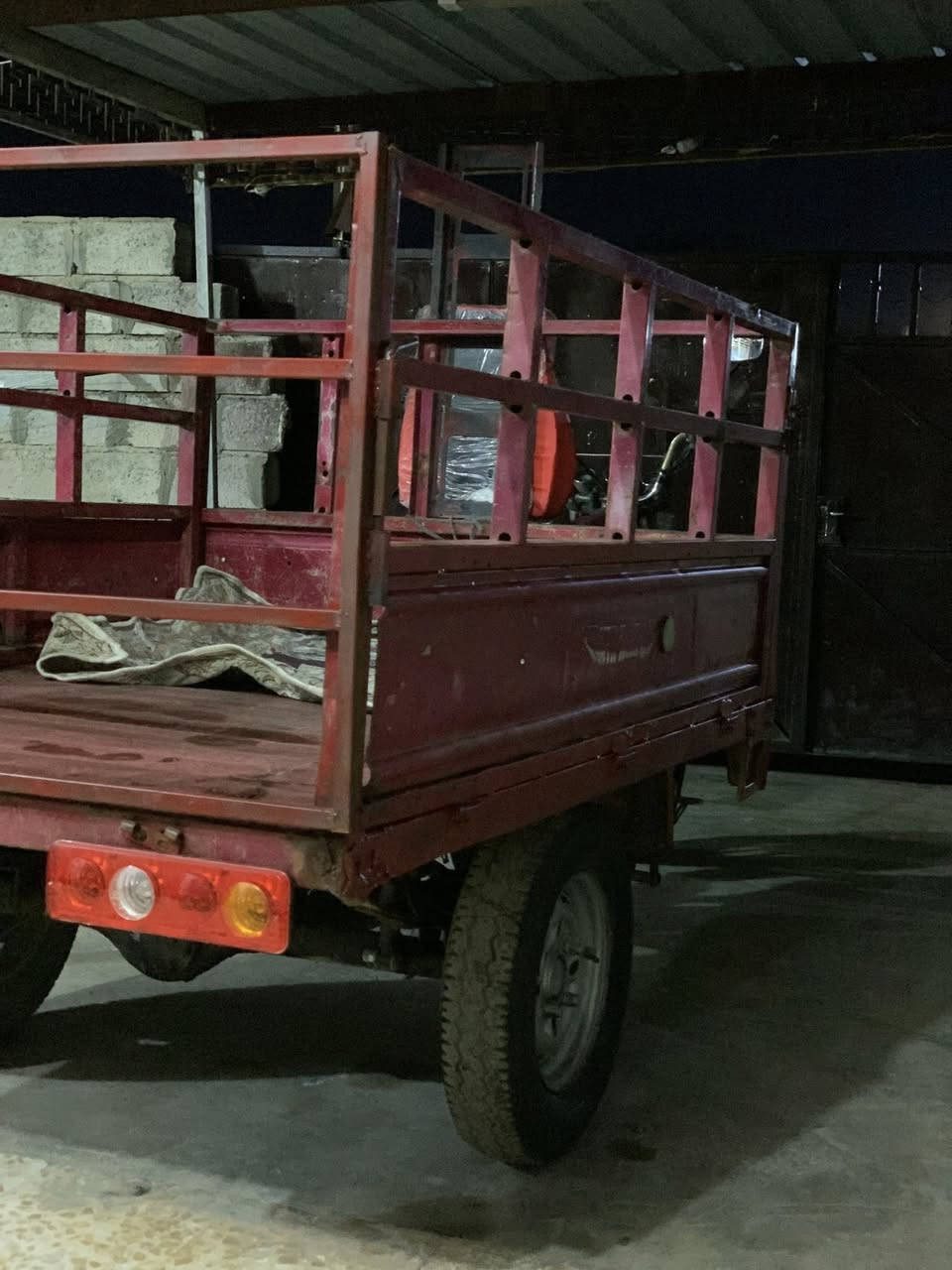 السلام عليكم ستوته لل مروس ب موطور أربع تايرات المكان العلم صلاح الدين نكره سلف ***********
