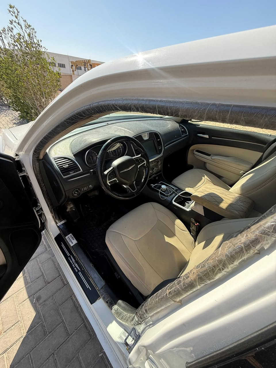 للبيع موديل 15
اربيل بأسمي بعد سنه وتسقط السنويه السياره كنديه كفاله أثناء الفتره العندي صاربيه بارد بالجاملغ الامامي وصاربيه هذه التصليحات السيارة جاهزه من كلشي 

منظمة عدسات 

مكاني بصرة حي المهندسين 

3600 

السيارة بدون موصفات 

السعر 215

***********
