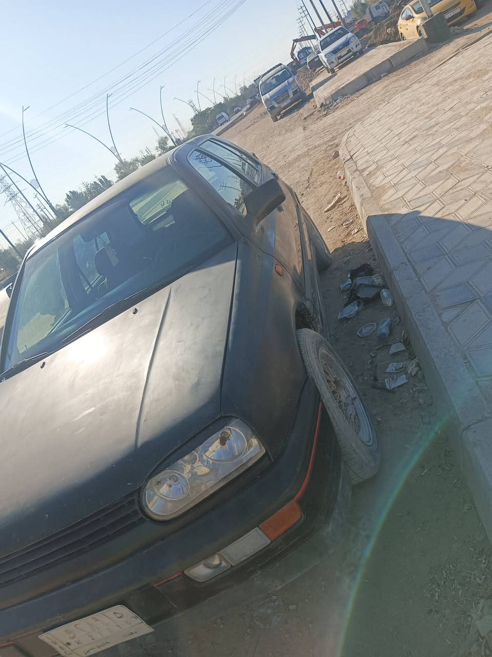 السلام عليكم كولف رياضي 1993 بلادي كير عادي مكينه دخانه بس الصبح تبريد ثلج كهربائيات كلها شغاله رقم بغداد تحويل مباشر العنوان ديالى بعقوبة للاستفسار الاتصال على الرقم *********** الماعنده رصيد يرمش واني اتصل ودللو
