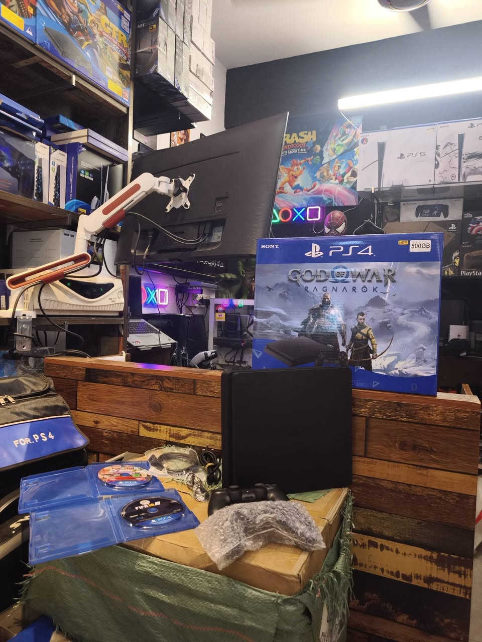 ب225.000 ألف فقط ..
بلي٤ سلم بالة مستخدم نظافة 100% ذاكرة 500 جيجا دبل جوستك تجاري كامل الملحقات مع الكارتون .
تحديث النظام 13.02الجهاز اونلاين مع قرصين مستعملات ٫
THE CREW 2/FIFA 18
للطلب والاستفسار الاتصال بالرقم التالي:-
***********/واتساب
او مراجعة مكتبنا الكائن في بغداد حي القاهرة نهاية شارع الدلفية او المعلمين قرب كرار فون للاتصالات .

متوفر خدمة توصيل بغداد وجميع المحافظات .
