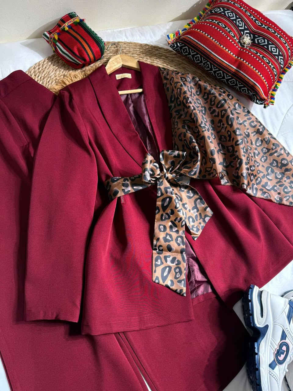 طقم قطعتين�
خامة هوريم دابل تركي
38–40–42–44–46


**إذا كنت صاحب هذا الإعلان وتريد حذفه لأي سبب، رجاءا أرسل رسالة إلى الدعم الفني**