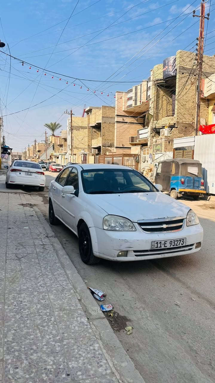 اوبترا 2012 مال شركة
محرك كير نظيف جداً
تبريد ثلج
كشر شوية تعبان
شاشة كبيرة
المكان البنوك 
السعر 72
هاتف ***********
