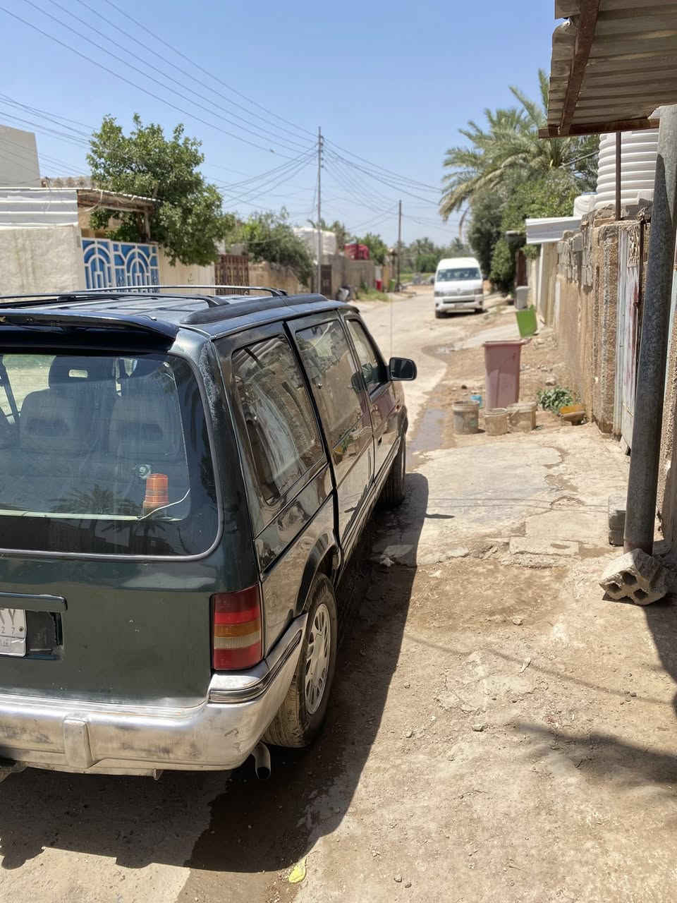 السلام عليكم…..للبيع دوج كلايزر موديل 1994رقم بغداد سنويه ل27 مكينه 3300بلاد گير ومكينه خير من الله حداديته جديد 38وبيه مجال بسيط للشراي مكاني بابل مشروع المسيب  الرقم ***********
