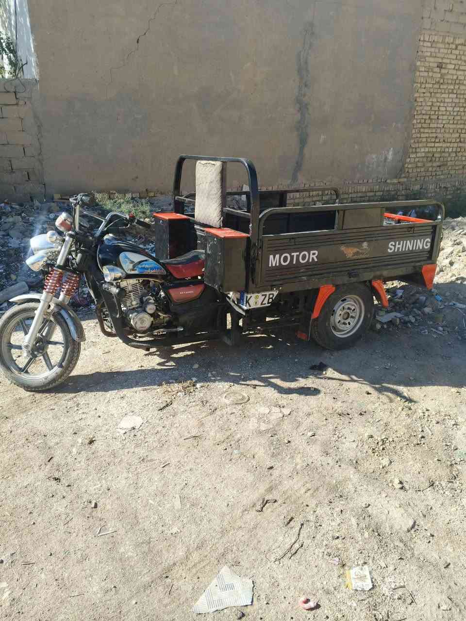 ستوته موديل 23 جمرا نضيفه محرك مكفول تجي تكلب شوف شوف عينك تدلل شراي يخابرتي يدلل ***********.  سعر (1800 ) تجي تدلل
