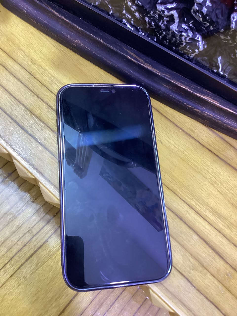 السلام عليكم ايفون 12 برو ماكس ذاكره ٢٥٦ بطاريه ٧٩ بس كلشي ممفتوح بي فحص حاسبه ضمانك فقط غير بي بس سماعه خارجيه عطلانه من تخابر صوت ضعيف شويه المصلح راد مني ٢٠ الف يصلحها وظهر مكسور تبدله ب١٥ غير هذا شخط مابي قيم واخذ محتاج فلوسه  
مكاني بغداد جديدة 
 واتساب خاص اي شي 
***********
