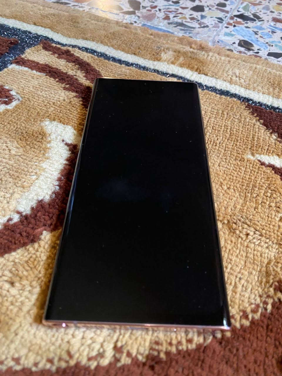 السلام عليكم
جهاز سامسونك نوت 20الترا
ذاكره ٢٥٦ دبل خط

 نضيف بمعنى الكلمه للبيع او مراوس بايفون مكاني حله سعر ٣٢٥
***********
