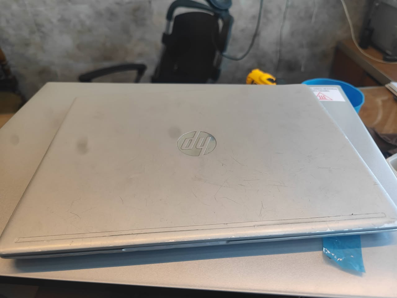 لابتوب شاشته بيه ضربه
i3 جيل ثامن 
m.2 256
ram 8 
شاحنه ملحومه شغاله 
سلم حديث 

بس ضربه بلشاشه بسيطه


**إذا كنت صاحب هذا الإعلان وتريد حذفه لأي سبب، رجاءا أرسل رسالة إلى الدعم الفني**