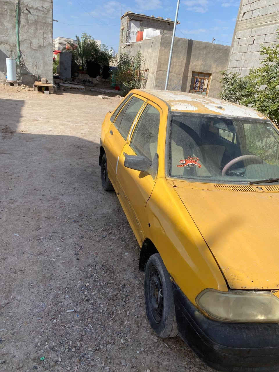 سياره لببع كوم حديد لمكان بصره كرمت علي سياره تبخر ما تمشي *********** البصرة, العراق
