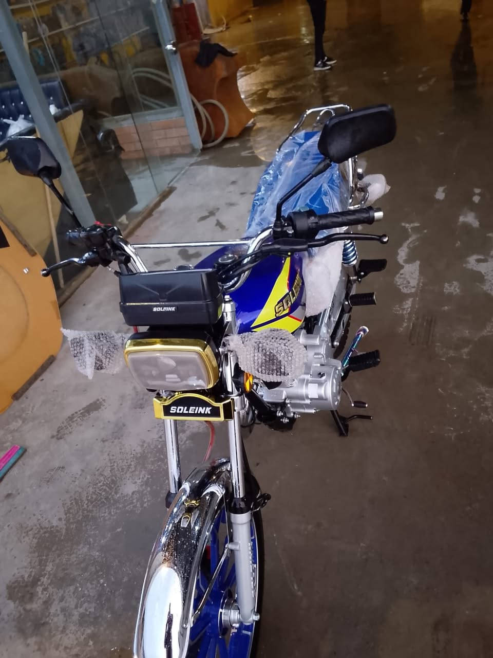 سلام عليكم دراجه  سولنك خمسه كير موديل 2025مستخدم شهرنظيف كلش ارتب من الصور مابي اي نقص بصمه شاشه الاكتروني سعر 750وبي مجال قليل تواصل ع الرقم ***********
