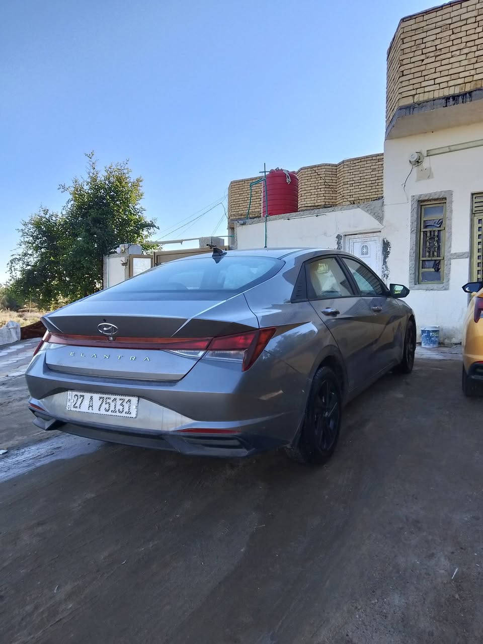 سلام عليكم سياره لنترا البيع مديل 2023
ضربت سياره بنيت مبدل الباقي مكفول  
مضروب بيه يرباك لستيرن باقي ليرباكات مكفوله 
رقم الهاتف وتساب  ***********
+
