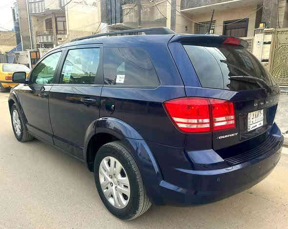 السلام عليكم سياره دوج جورني موديل 2020وارد امريكي حادث بنيد فقط صبغ بنيدوجاملغ مواصفات نص فول محرك كير صدر تبريد تخم تاير مكفولة رقم بغداد تحويل مباشر العنوان بغداد الامين شارع نواب  النتصال ***********
