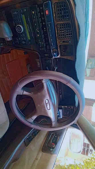 مارك يمين جاهزه من كلشي سياره 
مبدللهه صدر كامل تايرات جدد 
محرك گير كلهه بشرط بس نمره  الاخيره 
ماتنمر سياره داخلهه حلو جاهزه مجهزه 
السعر ١٧ ورقه وبيهه مجال 
***********
***********
