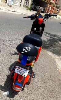 دراجه شحن • R8 • بطاريات ٣٢فولت