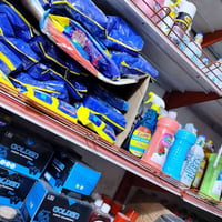 ورحمه الله وبركاته أسواق للبيع لعدم التفرغ الواقع في منطقة الكراده شار...