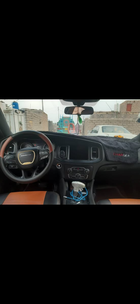 سلام عليكم مرخصت الدمن جارجر موديل 2018 سيارة جاهزه لشقل مكينة وكير وكسن شرط تخم تاير جديد سيارة مبدلة جاملقات المام والباقي كفالة بيها خط بصرة بغداد الاستفسار اكثر اتصل على الرقم *********** ابو حسين عنوان بصره كرنه
