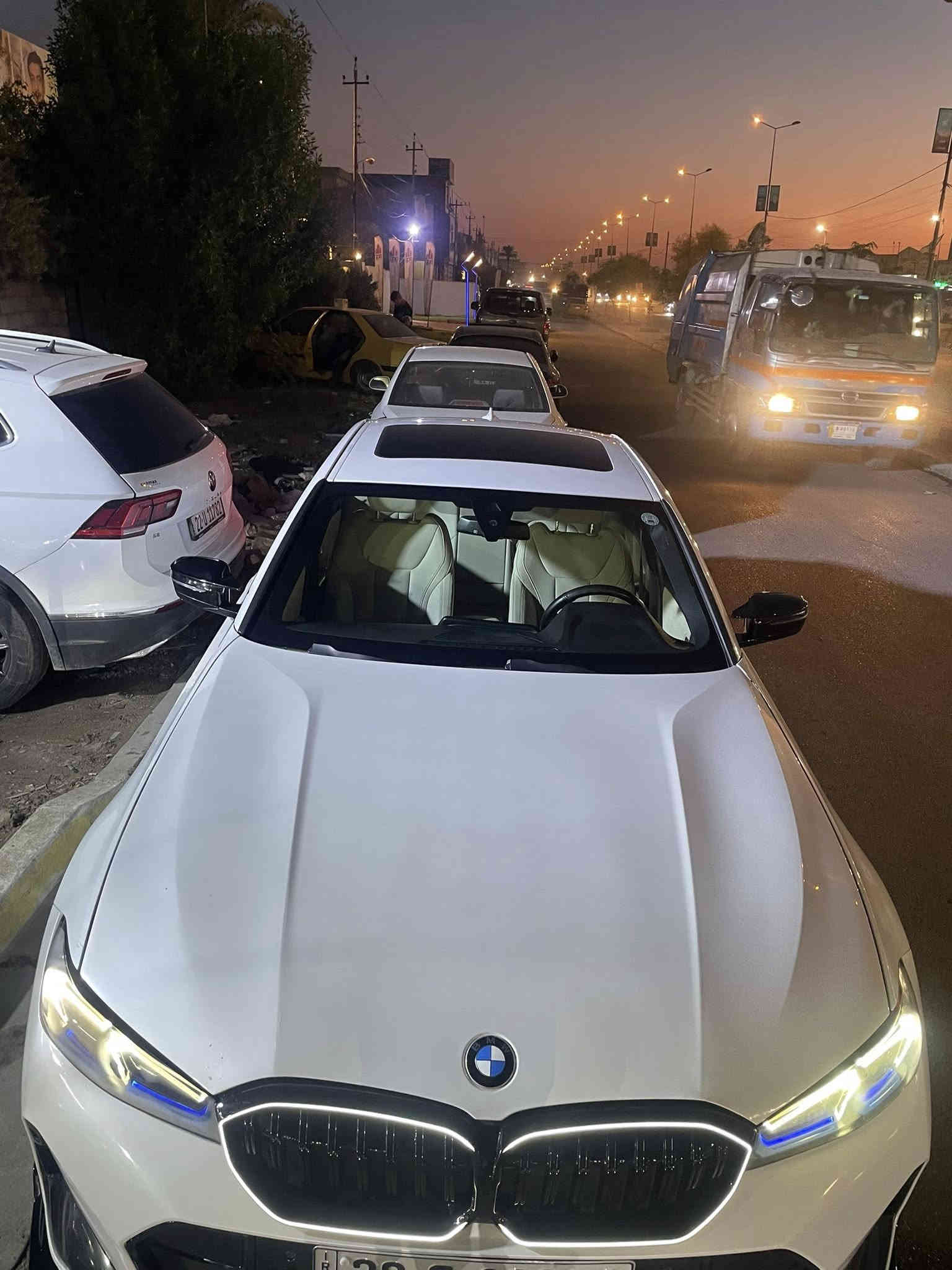 سعر مناسب تم تنزيل السعر 239 ورقة بي مجال بسيط

حجم 330i موديل 21 

مواصفات فول رادارات فتحة فور ويل اكس درايف داخل بيجي كشنات تدفئة ستيرن تدفئة 

رقم اربيل هزة وسنوية جديد بشرط تحول

ماشية 70 . الف مايل 

كير محرك كفالة السيارة عليهه سيرفس كامل بدون مصرف 

حادثهه جاملغ وبنيد وبيهه بي دي ار باب السايق ولخلفي ايرباك دركة وستيرن وراجع سستم 

مكان السيارة بغداد العامرية ***********
