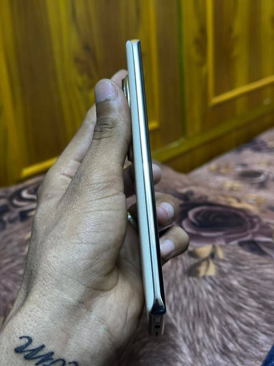 ريلمي 12برو بلس 
جهاز وضع شركه نضافه 99/100
ذاكرى 512رام 24
ملحقات كارتون الجهاز فقط 
السعر 380الف ومجال قليل 
العنوان القوسيات 
***********وتساب
