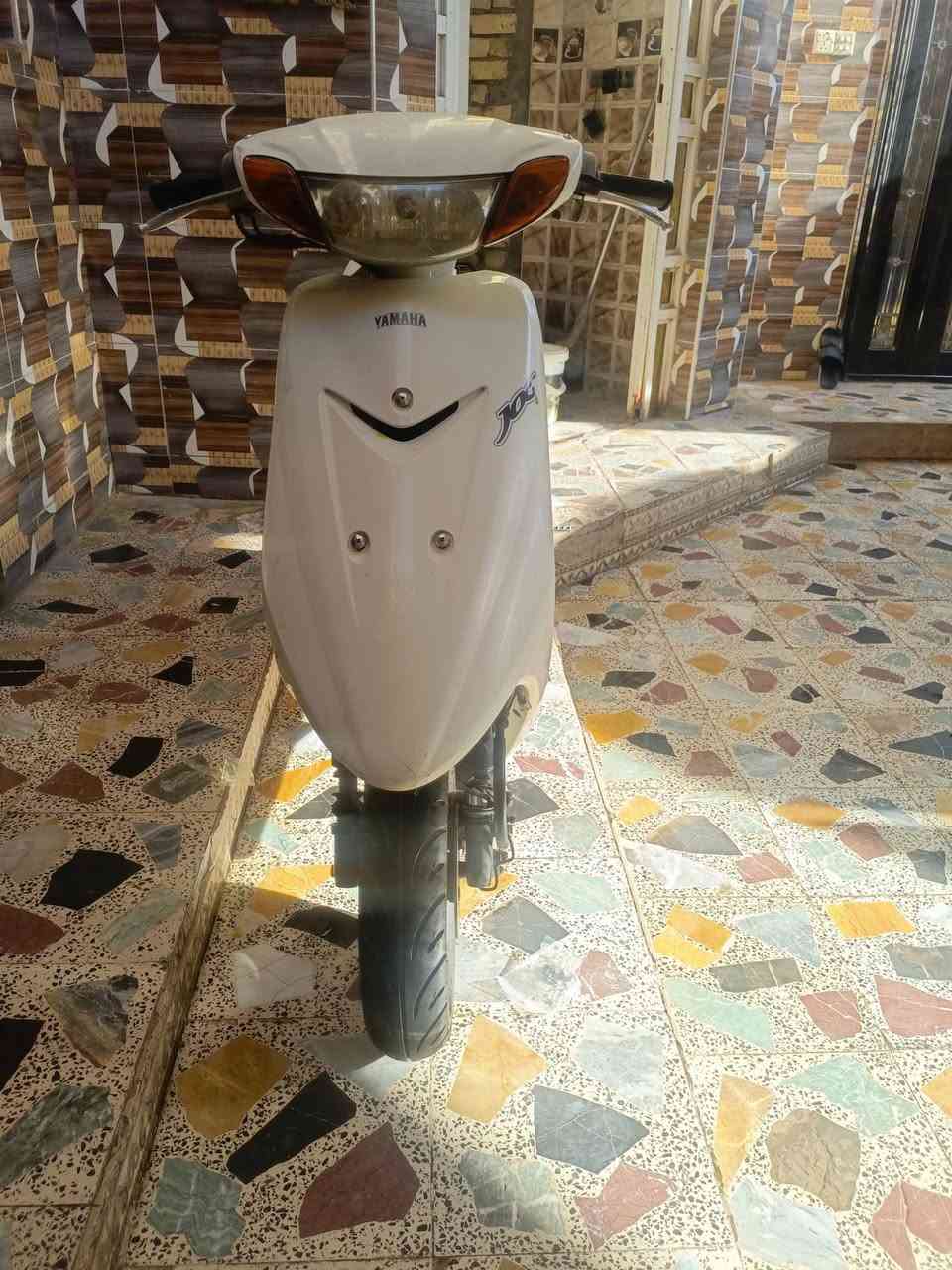 للبيع عصفوري صالهه شهرين طالعه من الوكيل شغاله كلهه
***********
