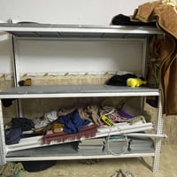 رفوف • ٨ امتار