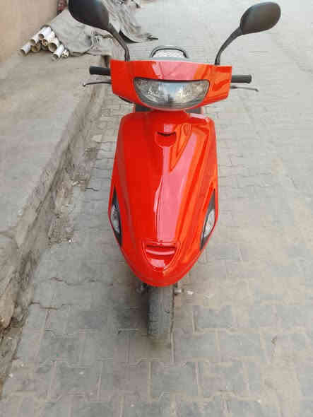 دراجه البيع لشراي يخابر على رقم راعيه وخادم ***********
