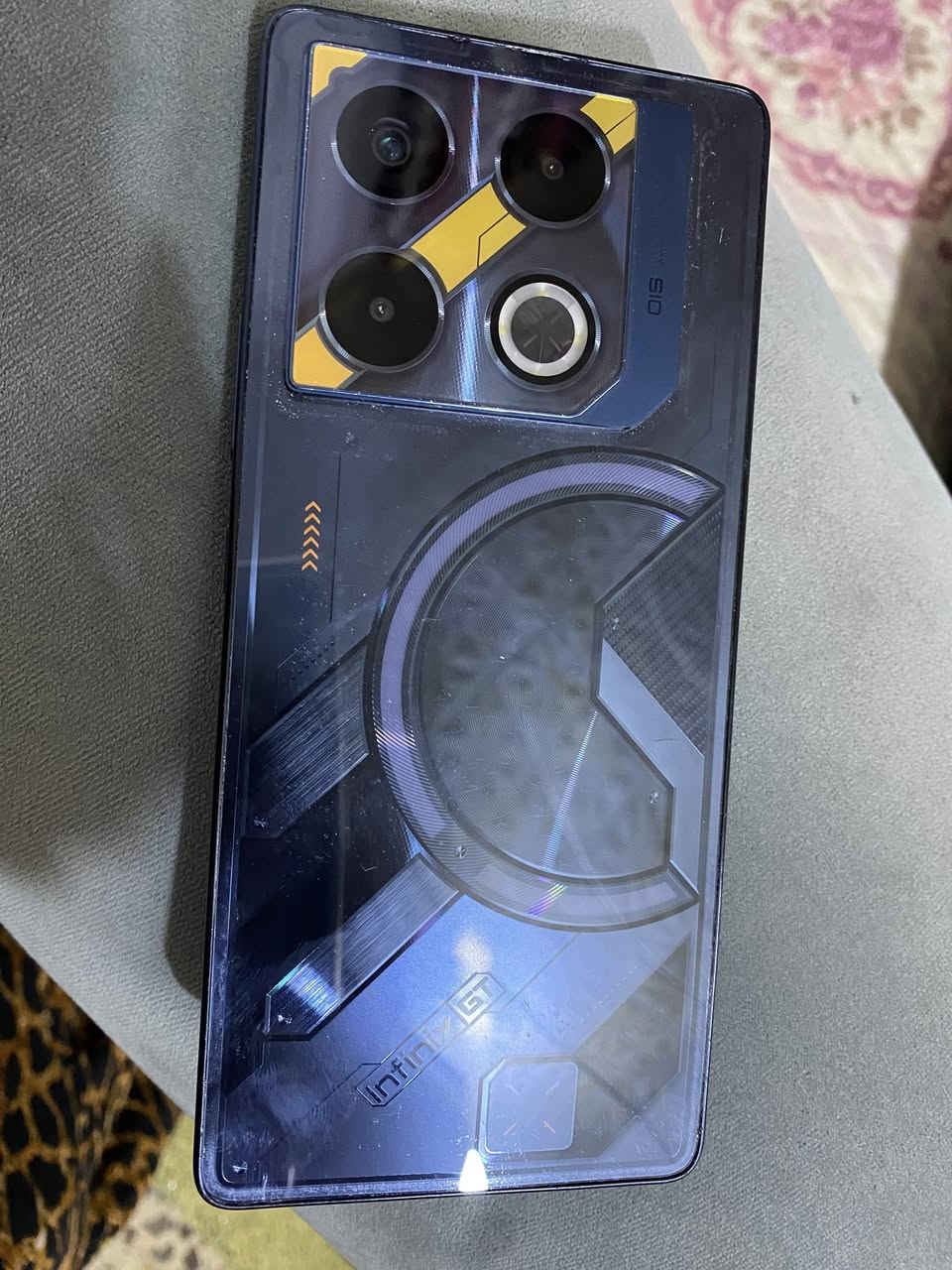 سلام عليكم تلفون للبيع نوت 20برو نضيف ولا مفتوح سعر استفسار اتصل عل رقم***********
