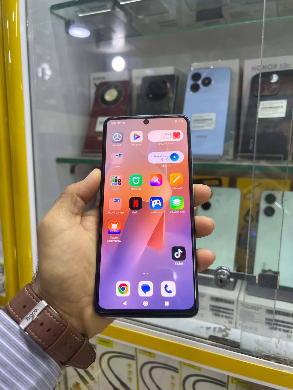 ريدمي نوت 12برو الذاكره 256 عشوئيه 8+8 بطاريه 5000 شاحن 65 واط صوت ستريو جهاز مبدل شتشه وسط مابي كل عطر تجي وتفحص السعر 65 الف قفل الاستفسار خاص او الاتصال***********بي وات ساب يوجد توصيل داخل عفك
