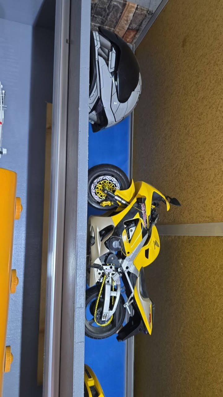 دراجة بطح حجم ضخم حديد طولها تقريب ٤٥ سم مع مجسم خوذة دراجه السعر خاص


**إذا كنت صاحب هذا الإعلان وتريد حذفه لأي سبب، رجاءا أرسل رسالة إلى الدعم الفني**