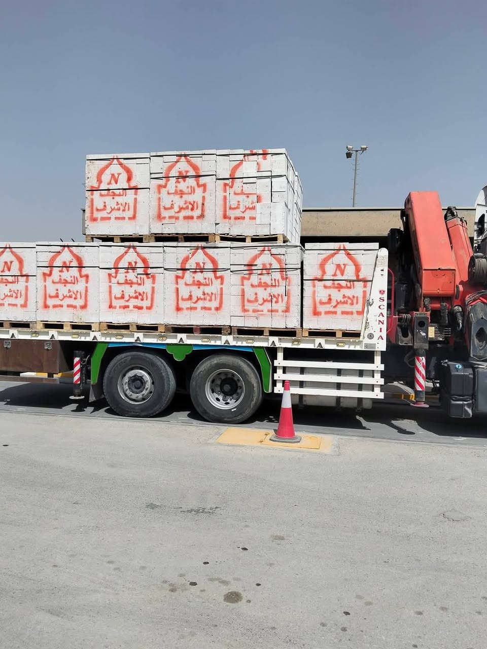 ثرموسـتون النجف الألماني – قوة وجودة ما تنكسر 💪

مميزات ثرموسـتون:
 • غير قابل للاحتراق مطلقاً
 • مقاوم لحشرة الأرضة
 • عزل حراري يوفّر بالكهرباء والطاقة
 • سرعة بالبناء وتوفير بالحديد والتسليح
 • خفيف الوزن مع قوة ومتانة عالية
 • حلول مبتكرة للأسقف والعزل

طحين الثرموسـتون متوفر لأعمال الدفن والبناء بأسقف خفيفة ومعزولة.

الجودة الألمانية بخبرة عراقية… خيارك الأمثل للبناء الحديث.

للاستفسار:
*********** –***********
