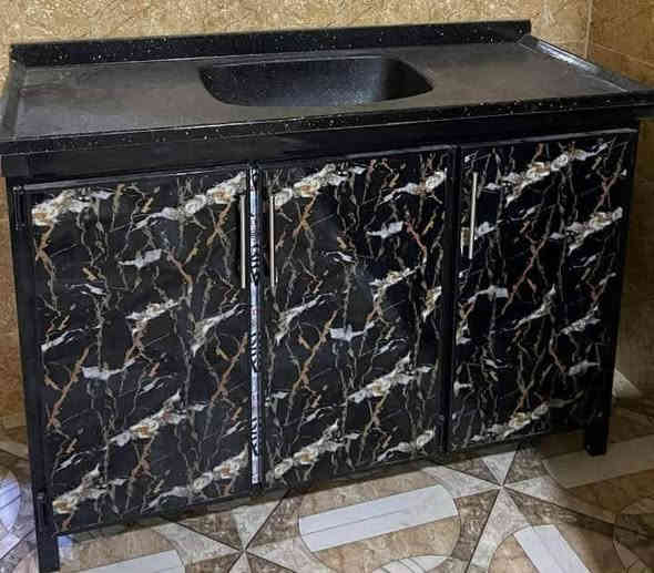 بيع مستعجل 
السعر 150 
عنوان سومر 
***********
