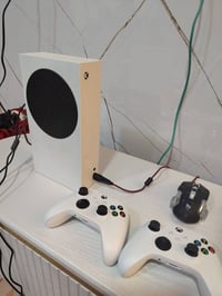 Xbox series S .. للبيع نضافة فول مصار شهر من أخذتة بدون كارتونة عدد جو...