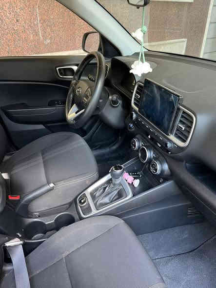 السلام عليكم ...
هونداي فينو 24..sel
سلايد بصمه رادارات اماميه خلفيه ماشيه تقريبا 20500 لون اسود رقم بغداد ..بدون ايرباك 
مكان السياره بغداد -العامريه 
للاستفسار ***********
