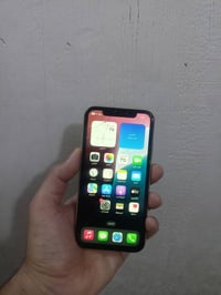 آيفون XR • ١٢٨ • فيس ايدي واكف