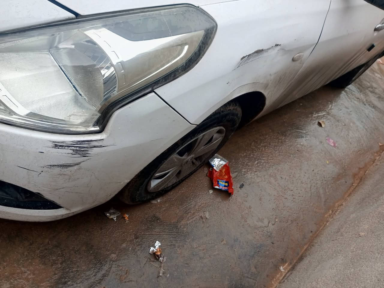 سلام عليكم للبيع سني هندي موديل 2020 ماشيه 85الف رقم بغداد كلشي موضح بالصور سعر 110 رقمي ***********
