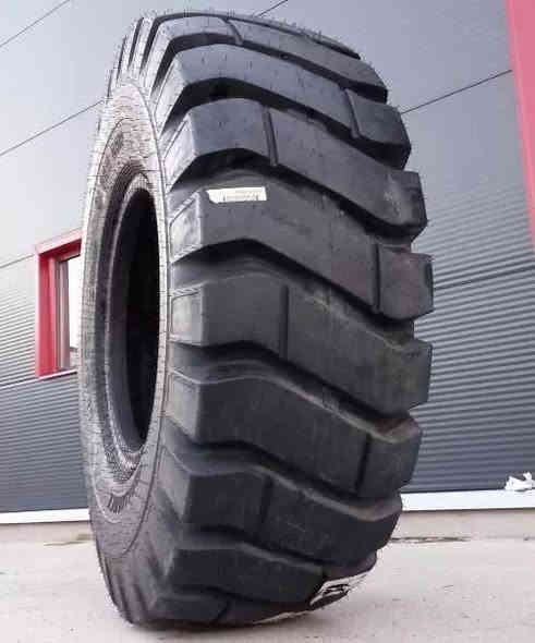 سلام عليكم متوفر تايرات شفل كل الاحجام والقياسات صنع هندي وصيني انتاج 2025 الاطارت جديد فقط لا يتوفر مستعمل

رقم التواصل : ***********
موقعنا بغداد - مجمع المشن
