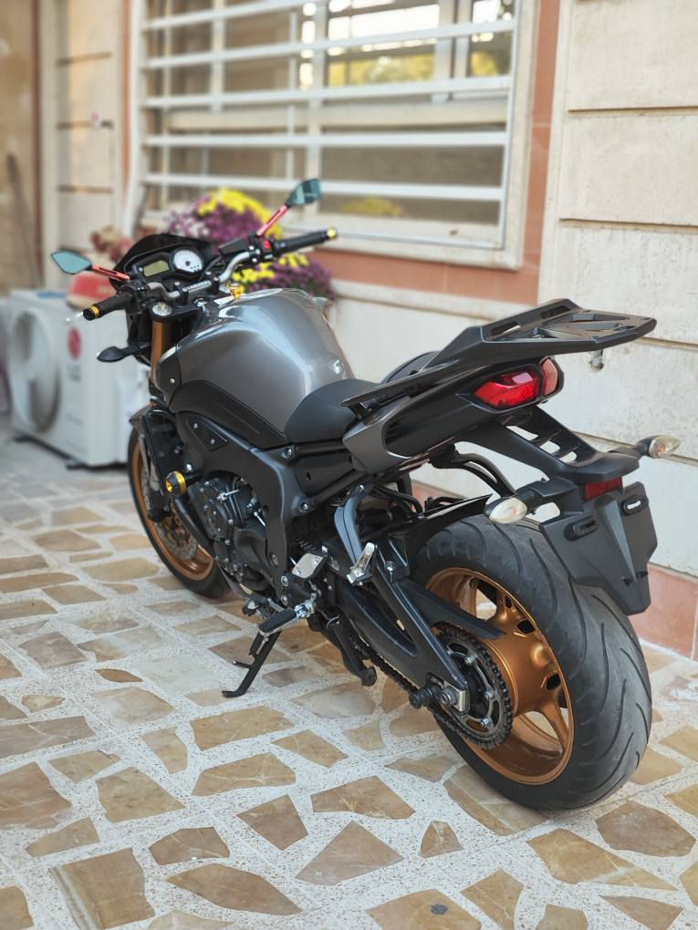 Yamaha FZ8 2016

800 cc

الدراجة street fighter كلش قوية شلعات ودوسات وبطناش 
ماشي 33000 KM يعني بعدها جديدة
بيها قطع كاربون فاير
motul دهن
اكزوس SC PROJECT اصلي
3 سويتشات بيلادي ) واحد احمر واثنين اسود )
الدراجة بحالة الشركة تماما
گير محرك كهربائيات حماوة بشرط
كفالة عامة من التاير للتاير
الدراجة مشاركة بفيديوهات كليب اغاني واعلانات قوية باربيل
الدراجة بدون رقم
السعر :45 و مجال 
مكانها : اربيل
*********** : الرقم أربيل, العراق
