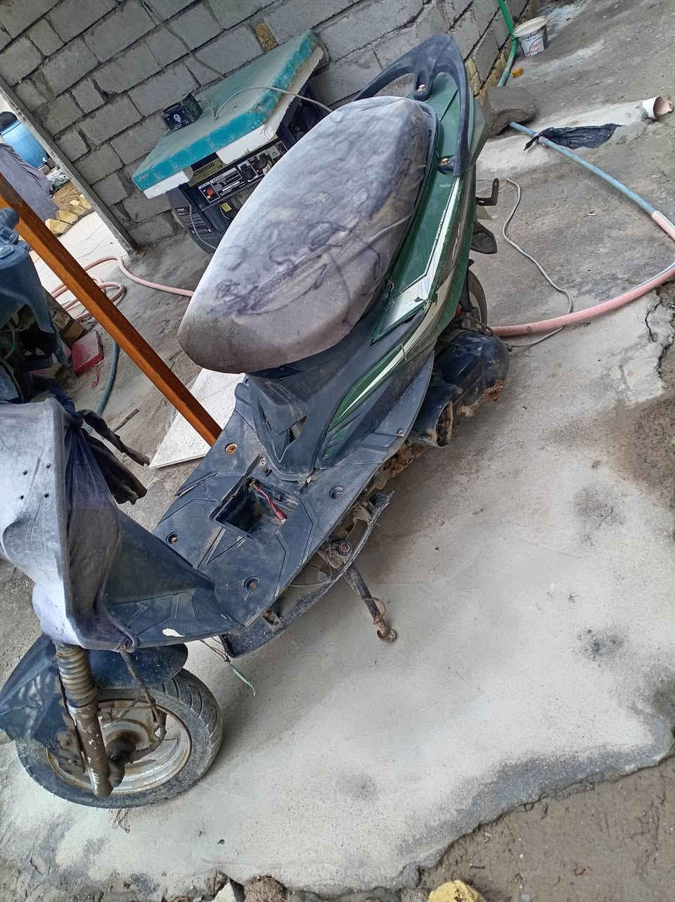 السلام عليكم دراجة FS كوم حديد الدراجة السعر 80 النتصال *********** كرمت بني سعيد
