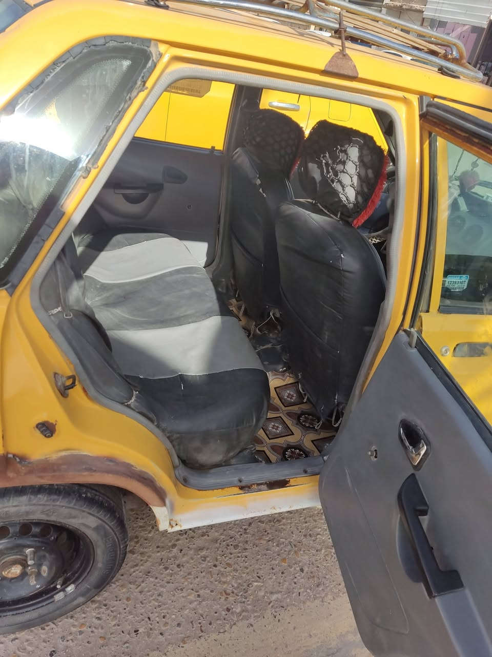 سلام عليكم سياره سايبه للبيع السياره نضيفه مرتبه كير ومكينه خير من لله كهربايات تخم تاير حداده براكيت خير من لله موديل 2012رقم صدامي راعيها موجود السعر 15وبيها مجال مراوس عادي بيجو سمند  الشراي يتصل ***********واتساب موجود
