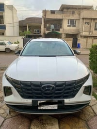 توسان ٢٠٢٣ • مشي ٦٨٠٠٠ • محرك وكير مضمونة