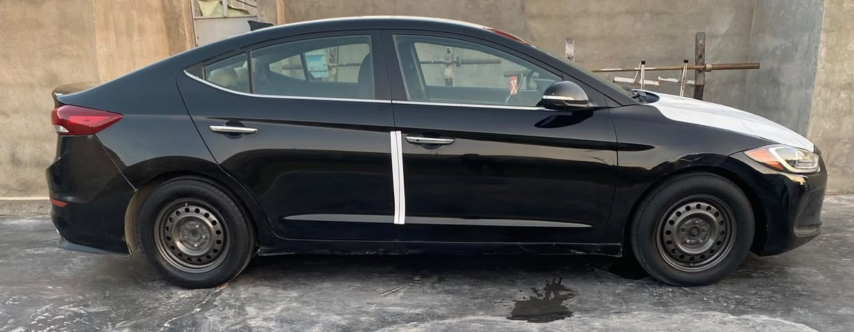بيع سريع السعر 100 مع المجال البسيط 

النترا 17 بغداد باسمي ماشيه158  لمتد فول عده الفتحه

وارد ضررها مرفق وصار بيها 3 قطع بالعراق يعني مجمعهن 5

كير صدر محرك تبريد كله تمام عنوان التاجي 

هاتف ***********
