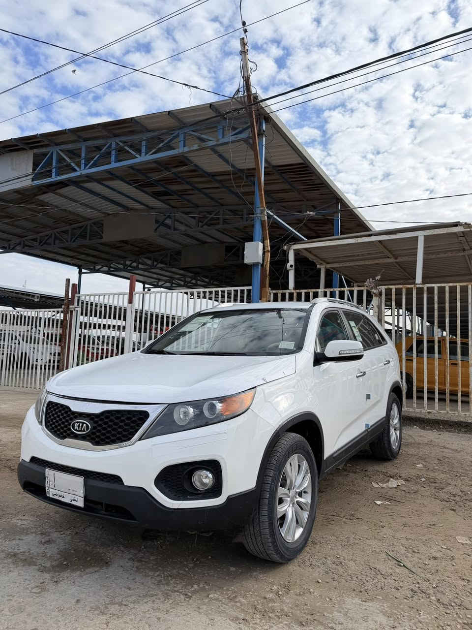 كيا سورنتو 2013 خليجي  6سلندر 7راكب 3قطع تبريد تخم تاير وحدادية جديد مكفول كير ومحرك وسيارة خالية من الصبغ  سونار مرفق مع الصور السعر 166 وبيها مجال السيارة موجودة بالديوانية 
للتواصل *********** اتصال /واتساب
