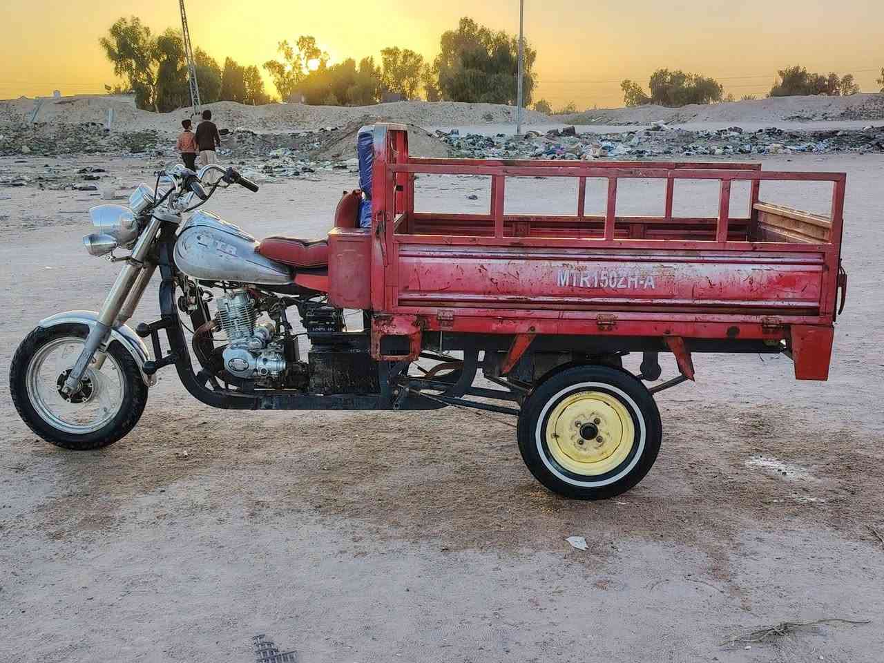 سلام عليكم ستوته للبيع موديل ١٧وراق ستنساخ مكاني نجف حيدريه مكفوله كفاله عامه محرك ٢٣ ركبه شاصي تايرات كله مكفول ***********
