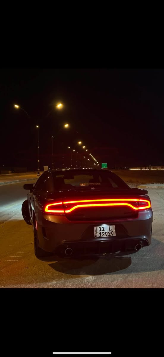 جارجر 2022 R/T
بدوون ايرباك

-الفئه : RT 
-الموديل:2022
-المحرك : V8 5.7
-اللون : رمادي 
-الممشى: 60 الف مايل (60,000mi)
-تخم تاير جديد
-الضرر : جاملغ خلفي جهة السايق صبغ + قبق الجنطه مبدل بلادي 
(بدون دواخل بدون ايرباك )
-المواصفات:
* سوبر تراك باك
* شفتات ستيرن
* شاشه كبيره
* حساسات خلفيه
* كامره خلفيه
* كشنات حظن
* سستم صوت الباين
* تشغيل عن بعد
* لايت زنون 
السياره كامله وجاهزه من كل النواحي ما تحتاج اي مصرف
السياره ستوك ما ملعوب بيها او معدل عليها 
صوتها رعيد نغمتها كلش حلو عليها دبات سود من امريكا
رقمها بغداد شبه مميز بأسمي تحويل ثاني يوم 
مكان السياره بالانبار/القائم
رقم الشاصي:  2C3CDXCT4NH129141

السعر تواصل ع الخاص وبخدمتك او الاتصال ***********
