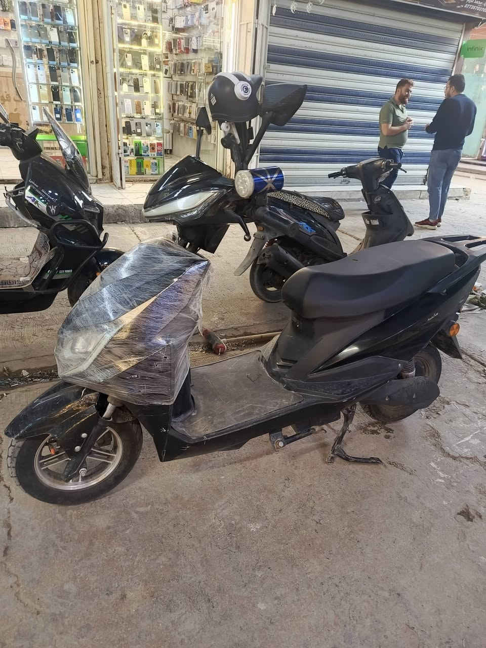 بسم الله
دراجه شحن سكنس 2023 للبيع 
نظافته 90 بالميه 

بطاريات يقرن 9 
كلها شغاله 

السعر المطلوب 350
مكاني فلوجه 

***********
***********
