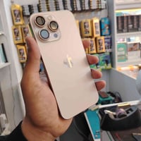 آيفون 16 برو ماكس • ٢٥٦ جيجا • دورات شحن ٢٥