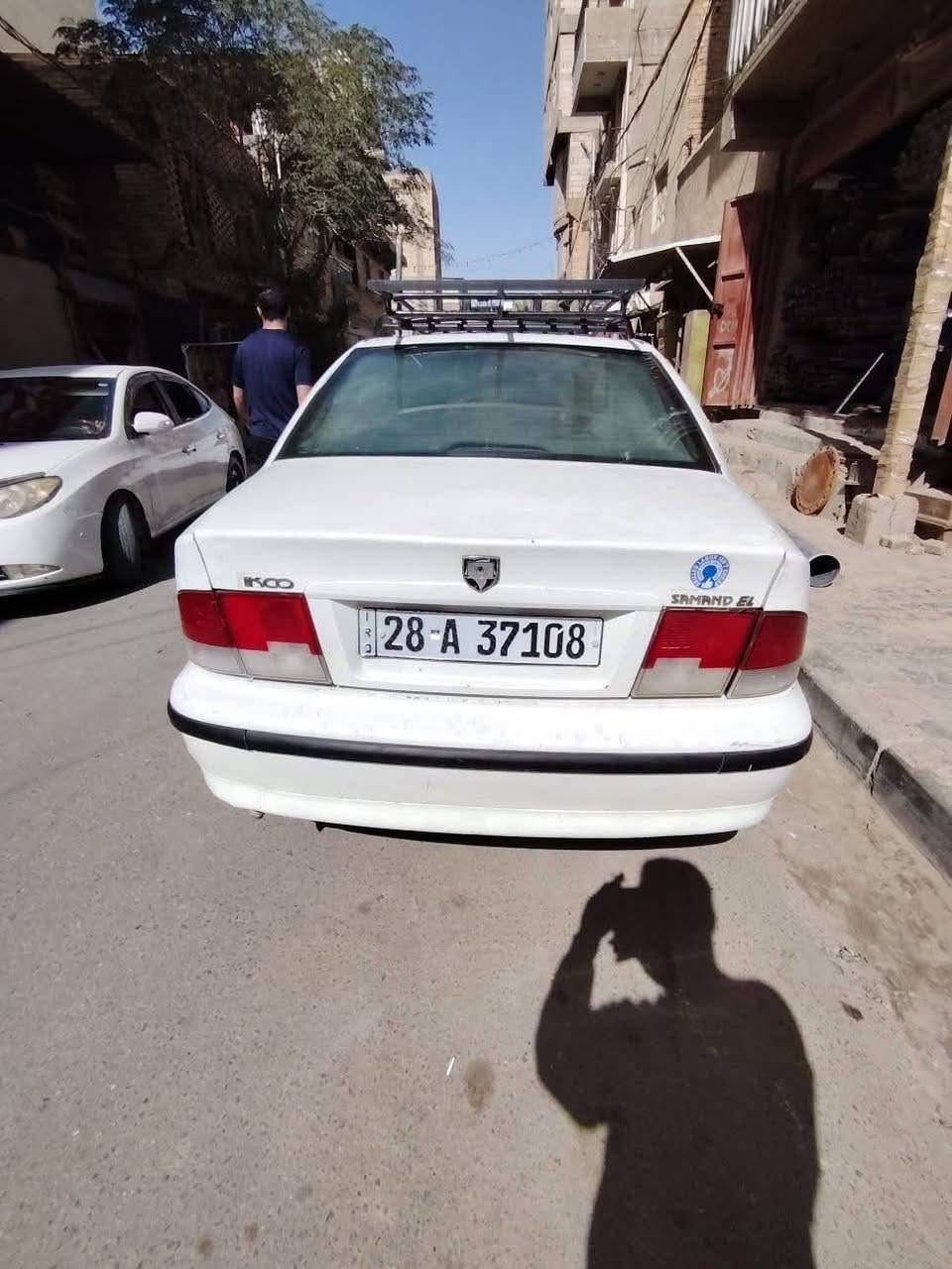 سلام عليكم سمند مديل 9
رقم نكليزي   سنويه لل 27 
مكينه ووكير حلوات تبريد ميشتغل وماعرف شبي 
بيها طخات يرادلها تعديل واكو باب يرادلها تبديل 
تخم تاير جديد شاهد الله 
كشنات مال ملكه كهربائي وكله شغال 
تخم سماعات  ملكه 
السعرر .. 27 ولبيها مجال 
***********
