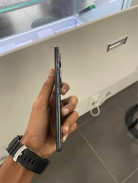 موبايل هونر 70 مراوس بجهازين او لبيع فقط بس الضهر مكسور جهاز مكفول من ...